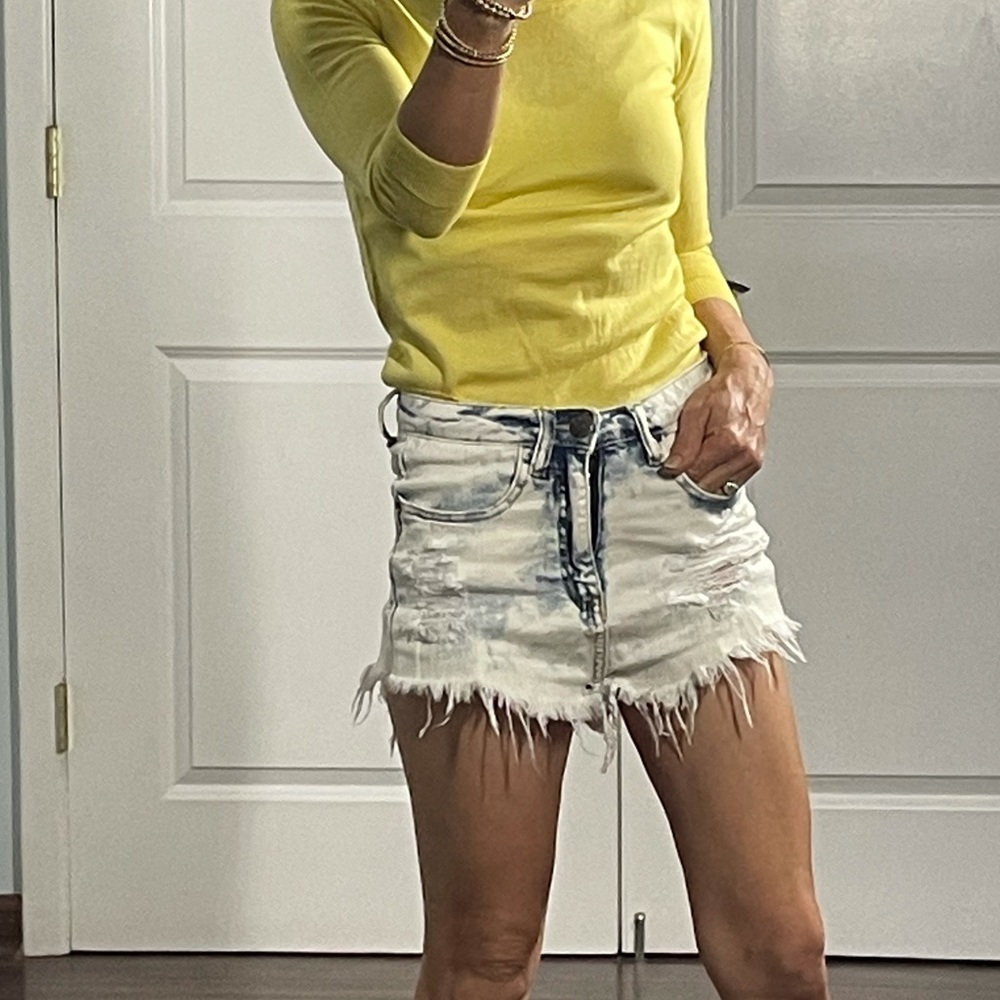 Machine Tie Dye Destroyed High Waisted Shorts 26 - Picture 2 of 6